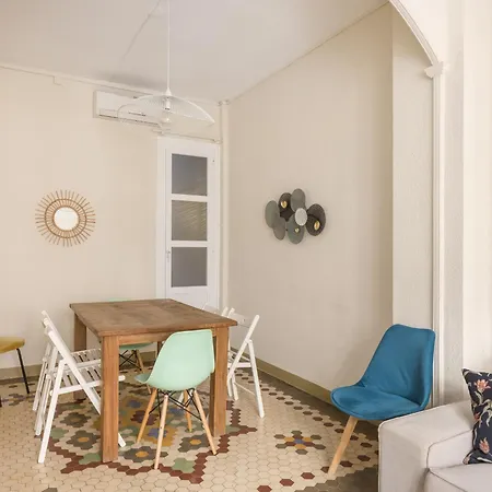 Macflats Ayuntamiento شقة
