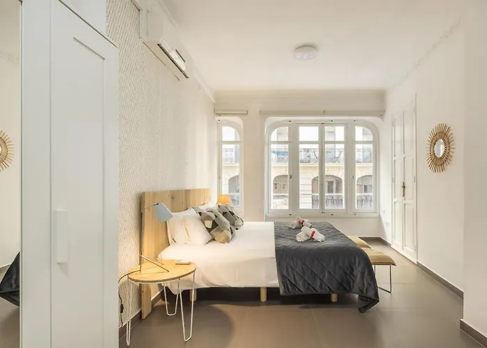 Апартаменты Macflats Ayuntamiento Валенсия